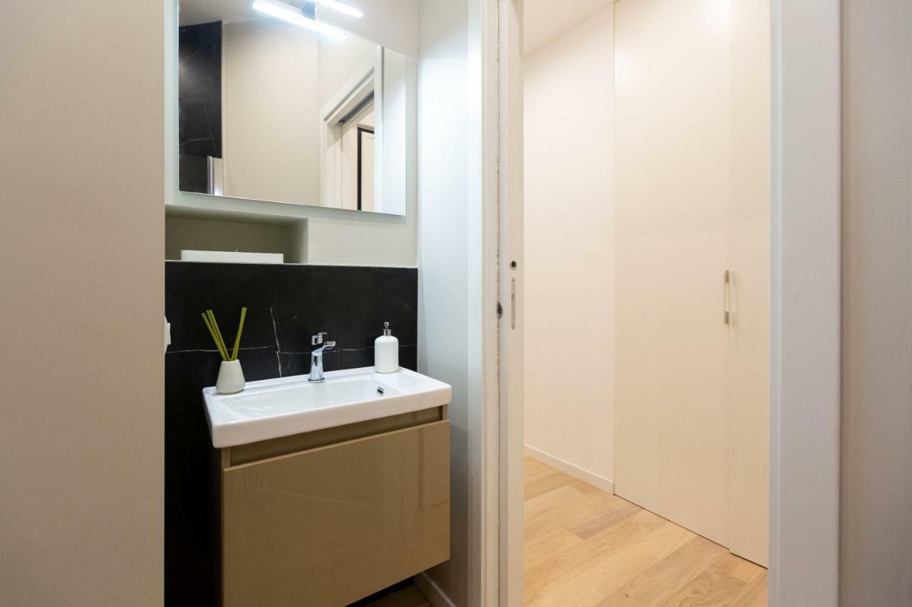 Apartment Bocconi 1 Милан Экстерьер фото